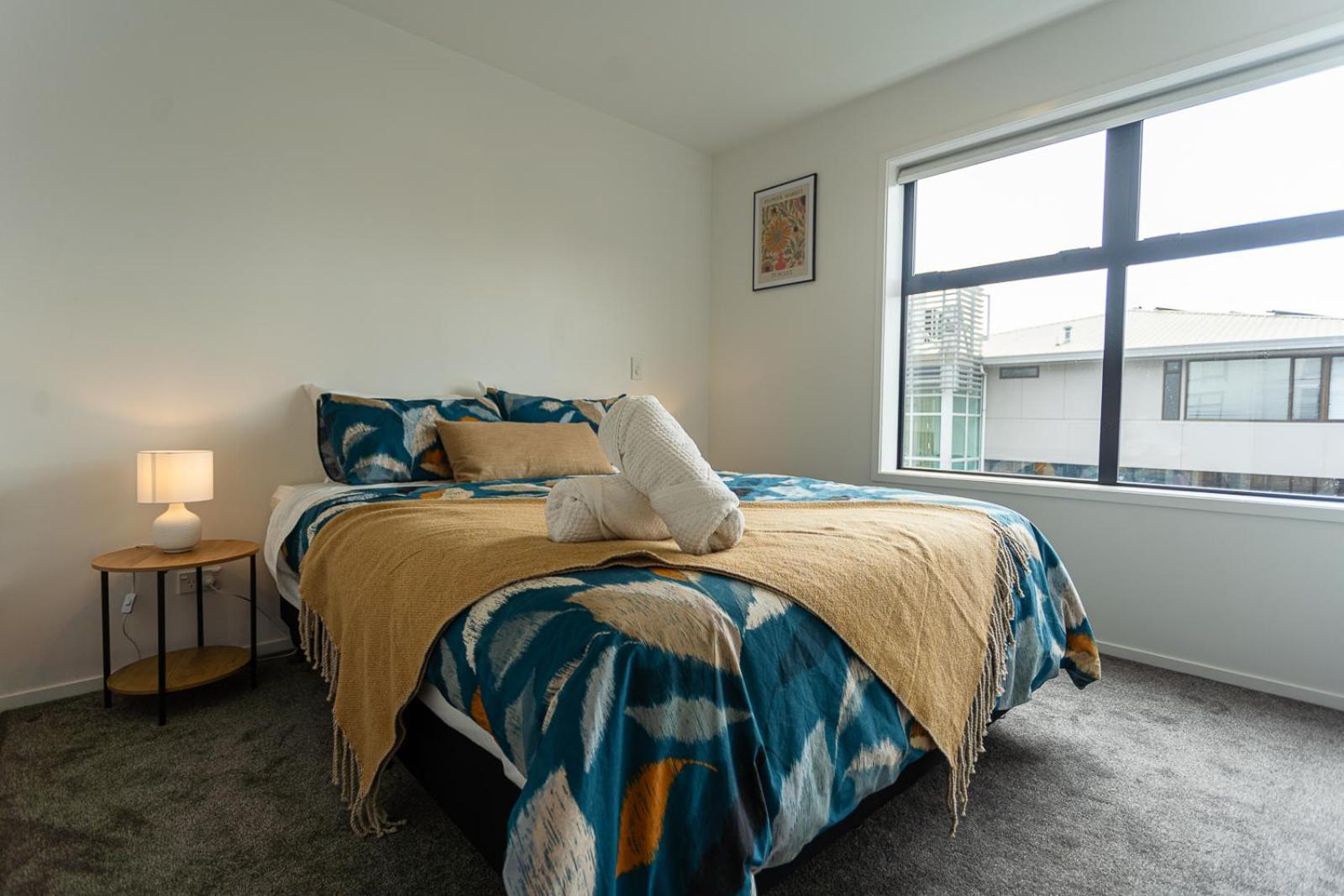 Modern 2 Bedroom Townhouse In Cbd With Parking! Sleeps 5 Christchurch Ngoại thất bức ảnh