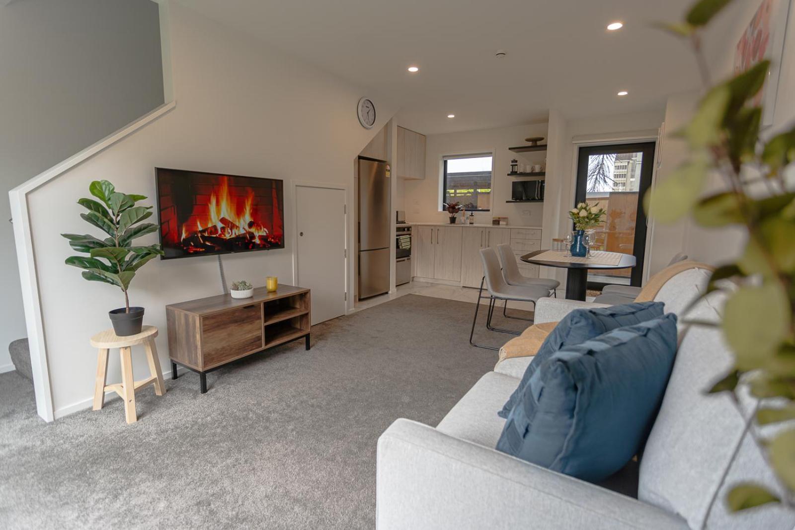 Modern 2 Bedroom Townhouse In Cbd With Parking! Sleeps 5 Christchurch Ngoại thất bức ảnh