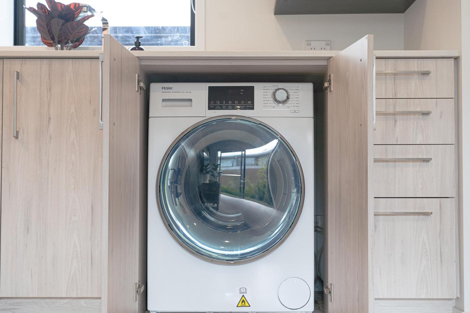 Modern 2 Bedroom Townhouse In Cbd With Parking! Sleeps 5 Christchurch Ngoại thất bức ảnh